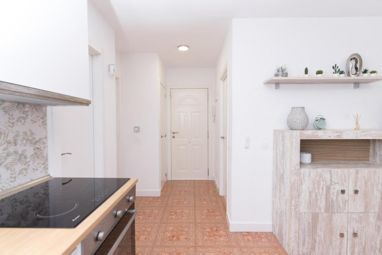 Apartment Sea View, Newly Renovated, 2 Bedrooms In Costa Adeje (Tenerife)
