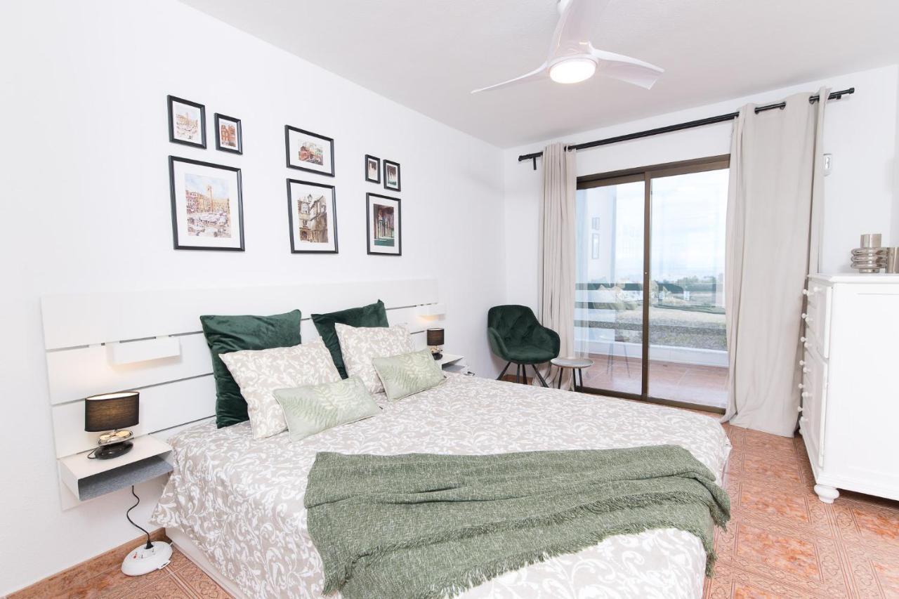 Sea View, Newly Renovated, 2 Bedrooms In